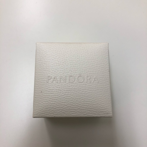 Pandora bow ring size 6 - Picture 3 of 3